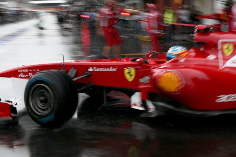 F1 Βέλγιο: Φέτελ ξανά από την pole