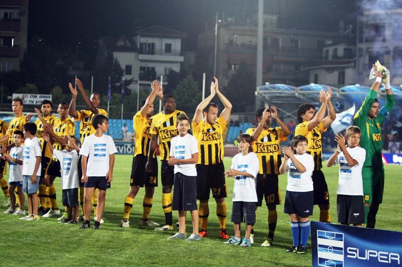Έσπασε τα δοκάρια...(photos)