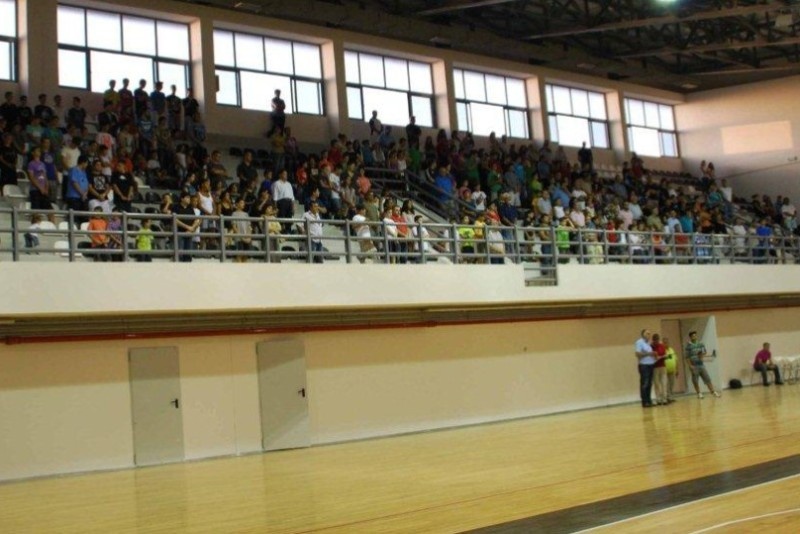 Μπήκε στο νέο κλειστό ο Πιερικός