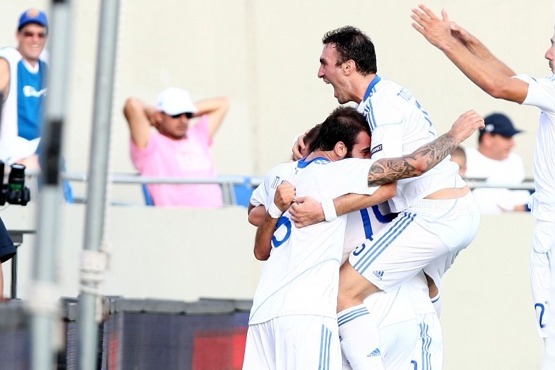 Άστρα λαμπρά την οδηγούν... (video+photos)