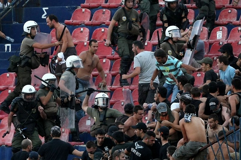 Επεισόδια στη Νέα Σμύρνη (photos)