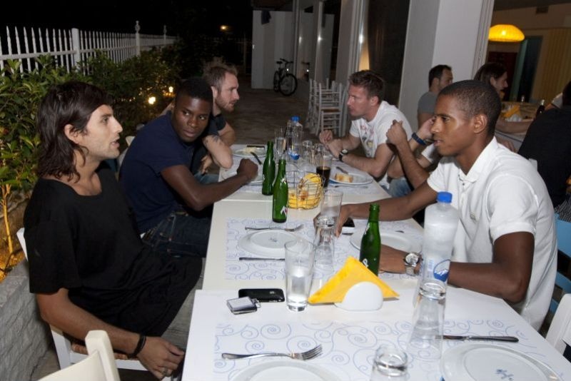 Έστειλαν το δικό τους μήνυμα (photos)