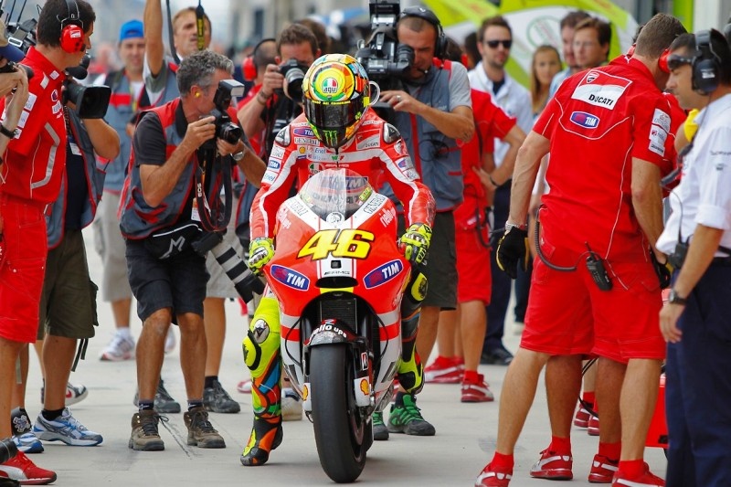 Γιατί η Ducati και ο Ρόσι δεν κερδίζουν (photos+video)