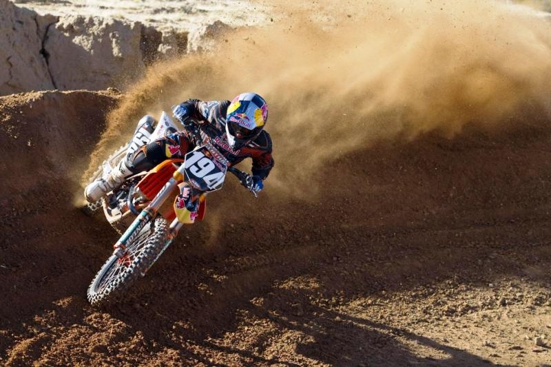 Ο Κεν Ρόκζεν στις Η.Π.Α.