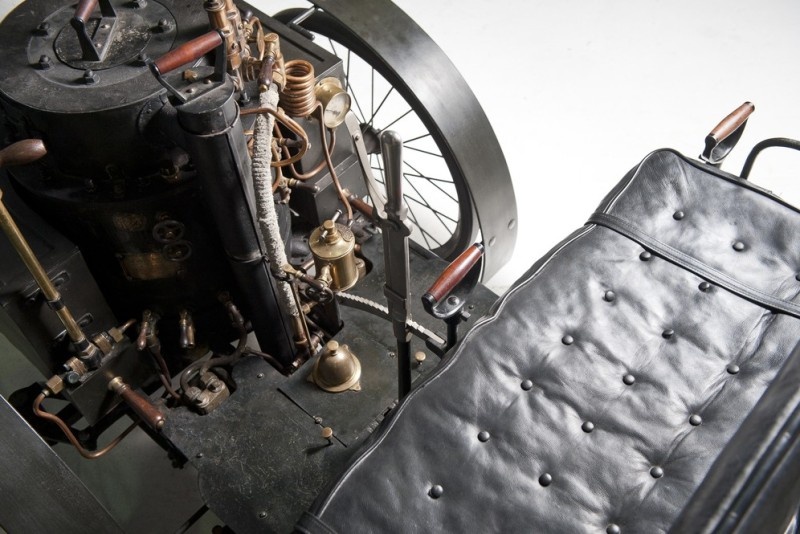 Πωλείται το παλαιότερο αυτοκίνητο του κόσμου