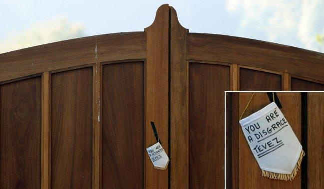 «Τέβεζ, είσαι ντροπή»!