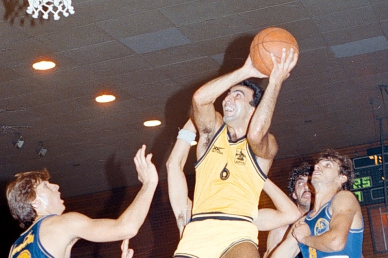 Νίκος Γκάλης: Ο άνθρωπος που άλλαξε τη μοίρα του ελληνικού μπάσκετ