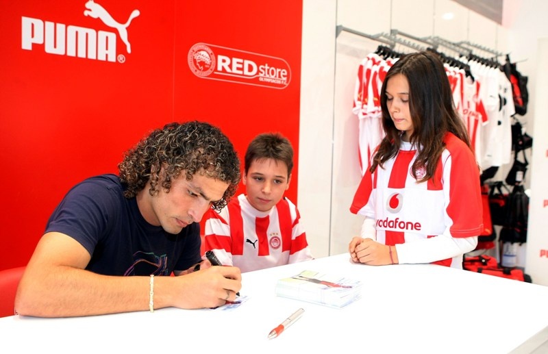 Μόνχε: «Ανυπομονώ να παίξω στο Καραϊσκάκη»