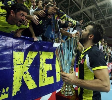 Super-κουπάτη η Φενέρ του Μίλκοβιτς!