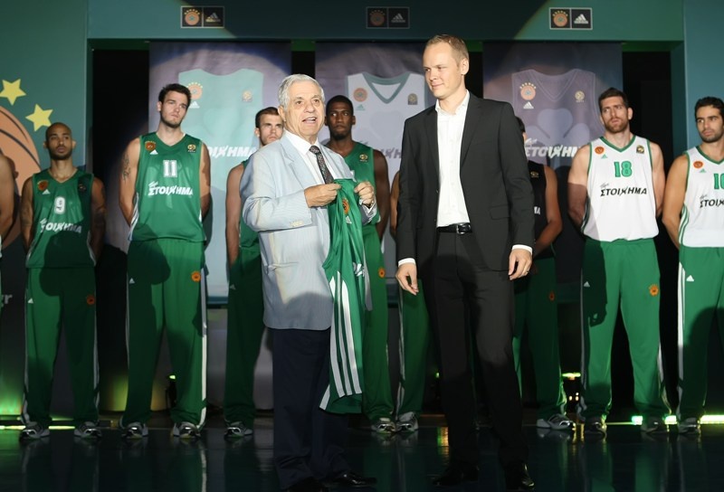 Είναι τρέλα η εξάστερη φανέλα... (videos + photos)