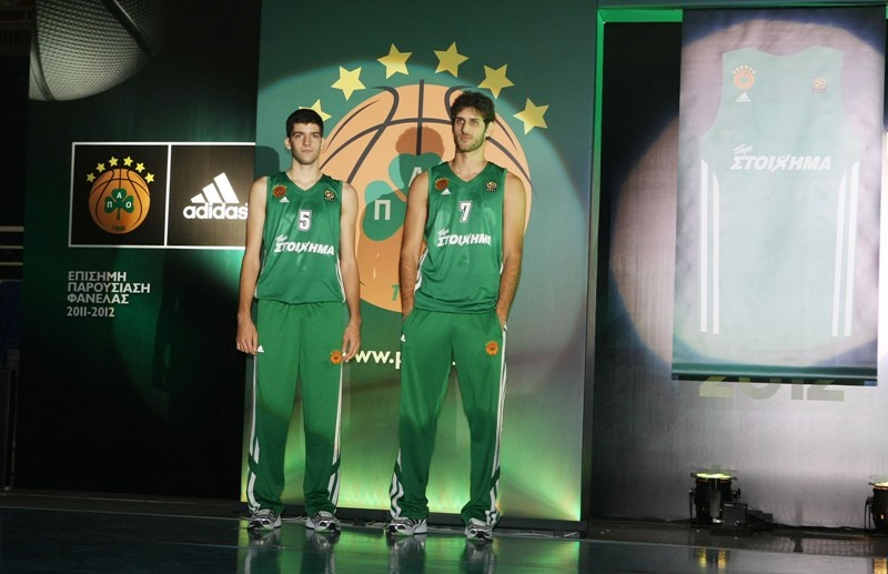 Είναι τρέλα η εξάστερη φανέλα... (videos + photos)