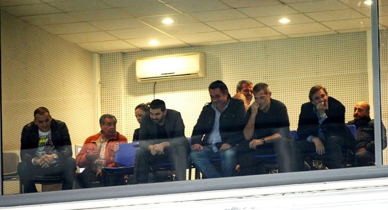 Άφησαν ανοικτούς λογαριασμούς...