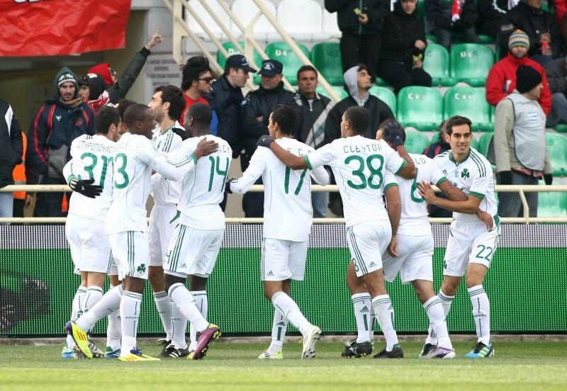 Ο ψυχωμένος Παναθηναϊκός, στον... τυφώνα φαίνεται (video+photos)