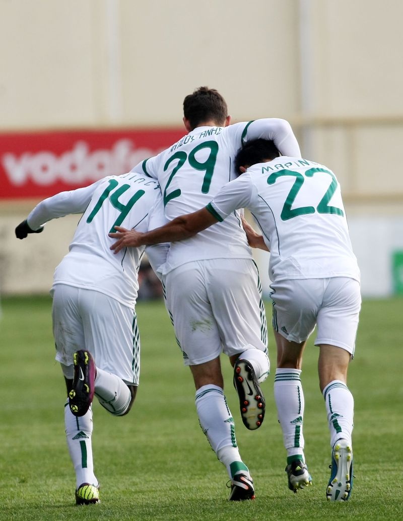 Ο ψυχωμένος Παναθηναϊκός, στον... τυφώνα φαίνεται (video+photos)