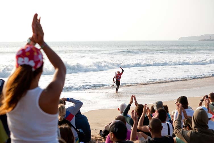 O Adriano De Souza νικητής του Rip Curl Portugal