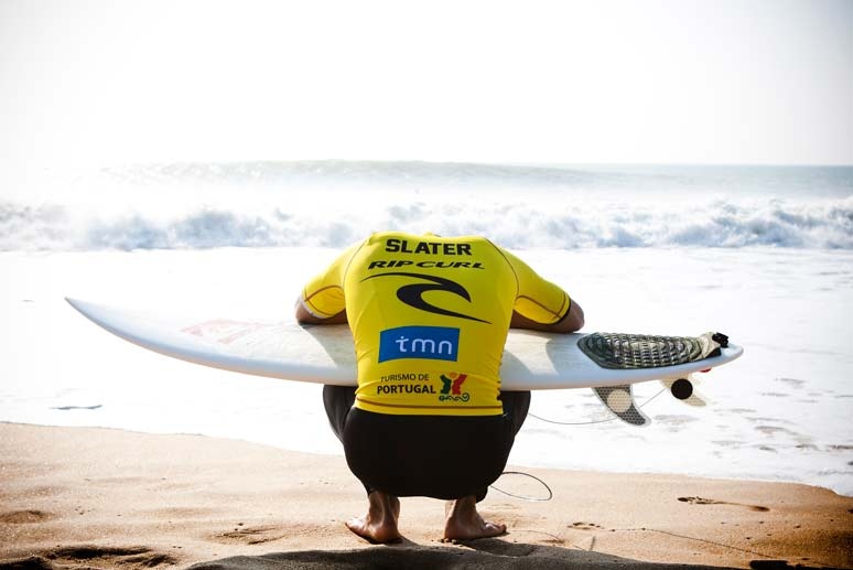 O Adriano De Souza νικητής του Rip Curl Portugal