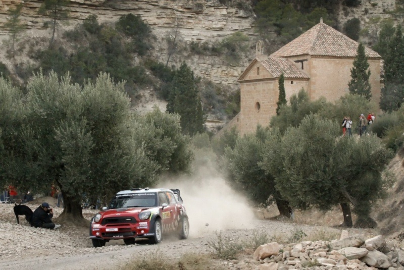 WRC Καταλονία: Ξεφεύγει μπροστά ο Λεμπ