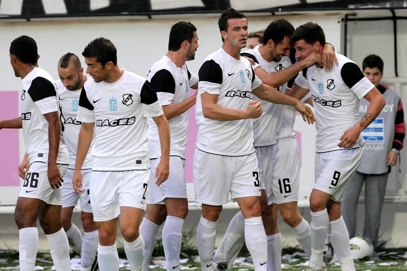 ΟΦΗ για φίλημα, ΑΕΚ για... κλάματα! (photos+videos)
