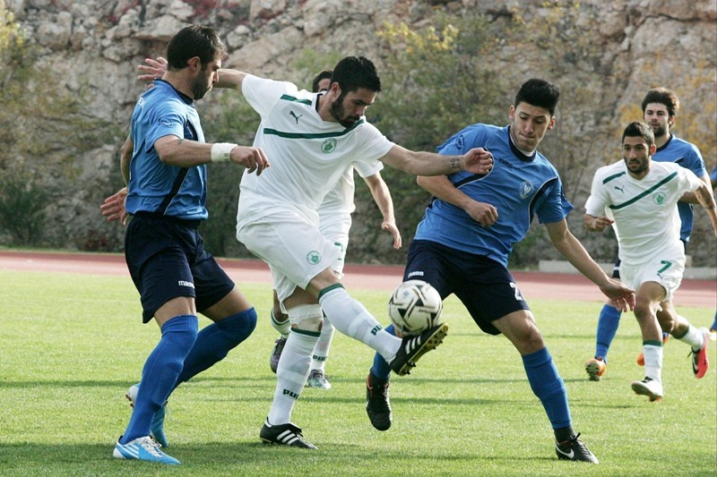 «Μπαμ» με το… καλημέρα η Αναγέννηση! (photos)