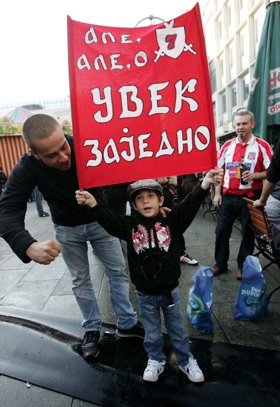 Σε… ρυθμούς Ολυμπιακού το Ντόρτμουντ! (photos)