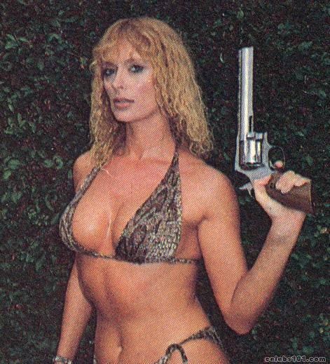 Πρώην μοντέλο του Playboy θέλει τη Σέφιλντ (photos)!