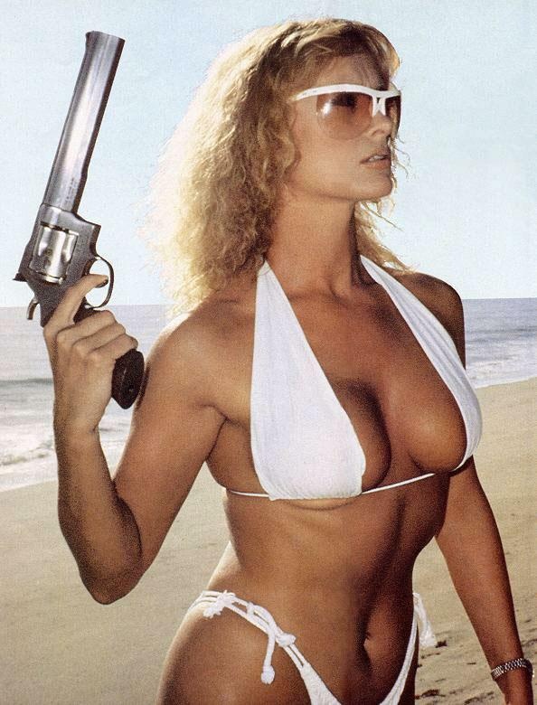 Πρώην μοντέλο του Playboy θέλει τη Σέφιλντ (photos)!