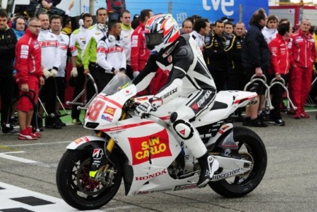 MotoGP Βαλένθια: Οι τιμές στον Sic (photo & Video)