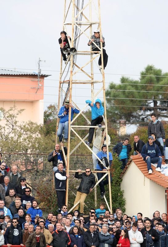 Δεν νίκησε, αλλά άφησε υποσχέσεις