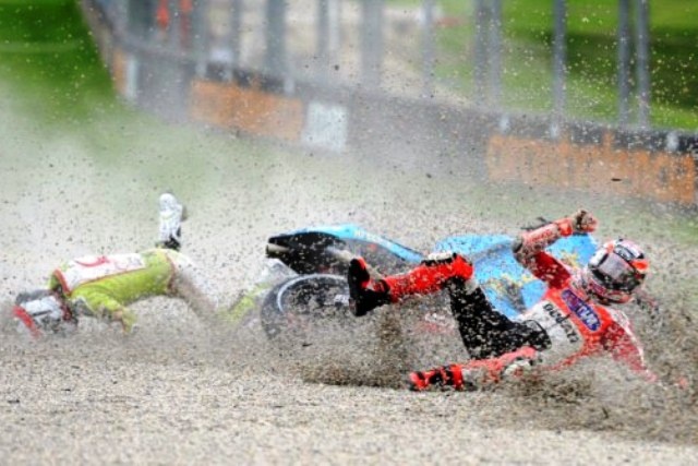 MotoGP: Εκτός δοκιμών με σπασμένο χέρι ο Νίκι Χέιντεν