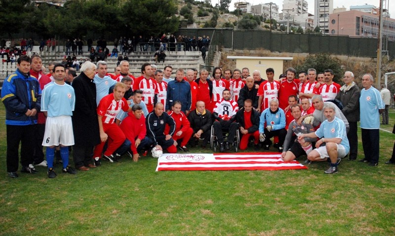 Φιλικό ανθρωπιάς οι βετεράνοι του Ολυμπιακού (photos)