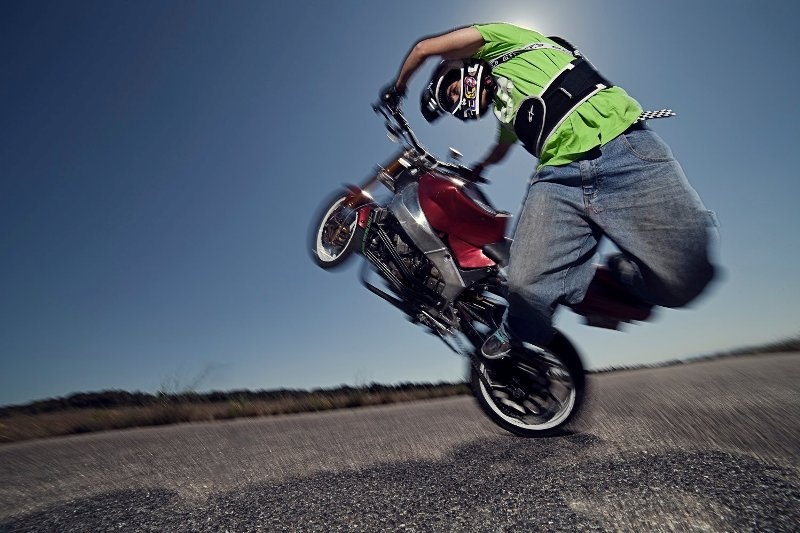 Υποδεχτείτε τον  Ζόριαν Πονομάρεφ