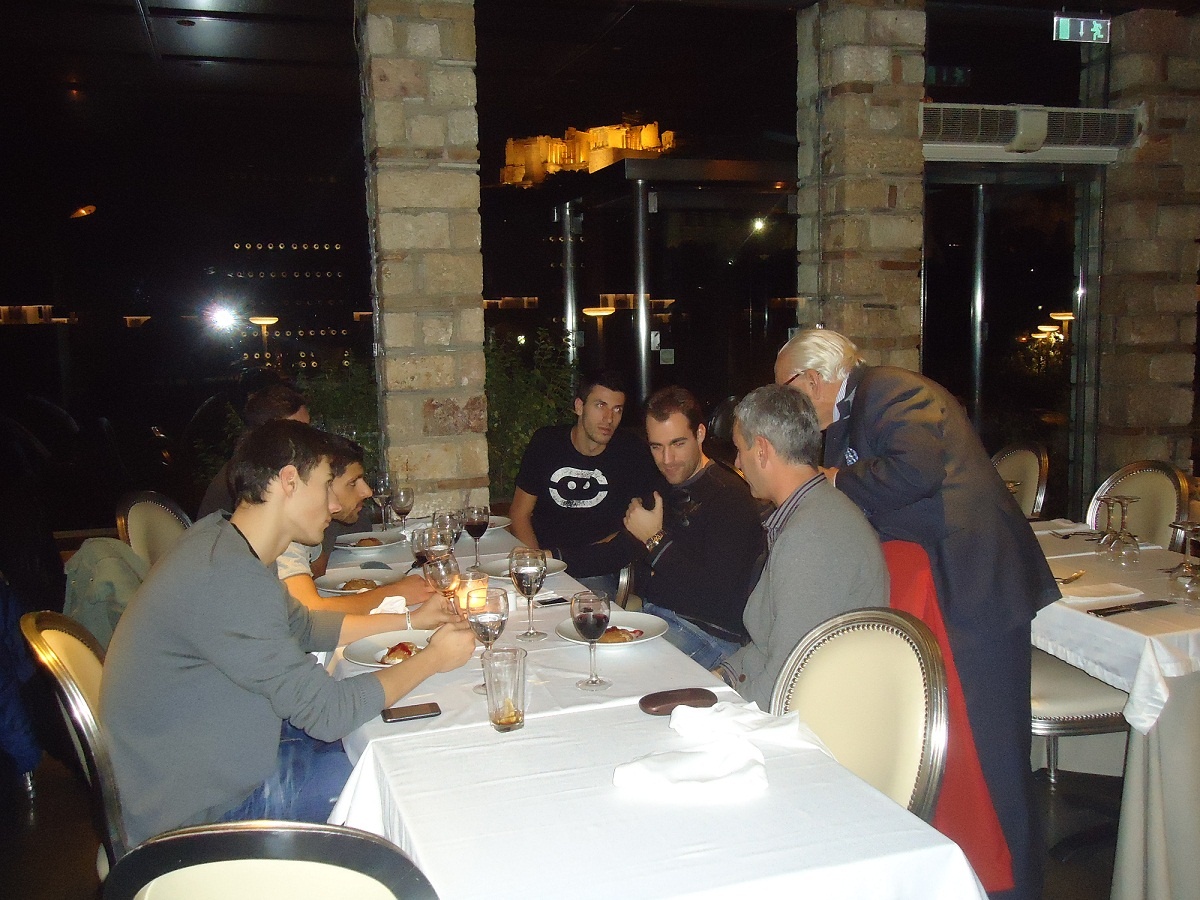 Το «πράσινο» δείπνο με θέα την Ακρόπολη (photos)