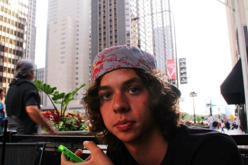 Άαρον Κόλτον