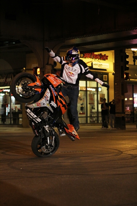 Άαρον Κόλτον