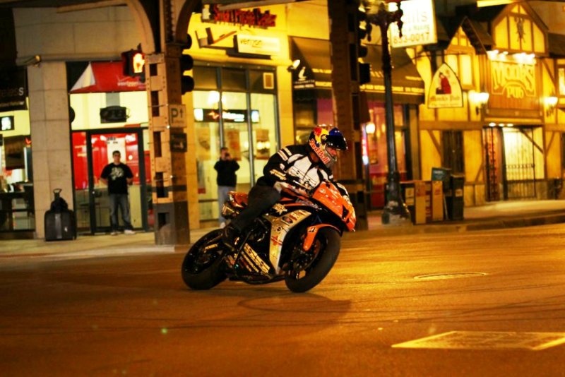 Άαρον Κόλτον