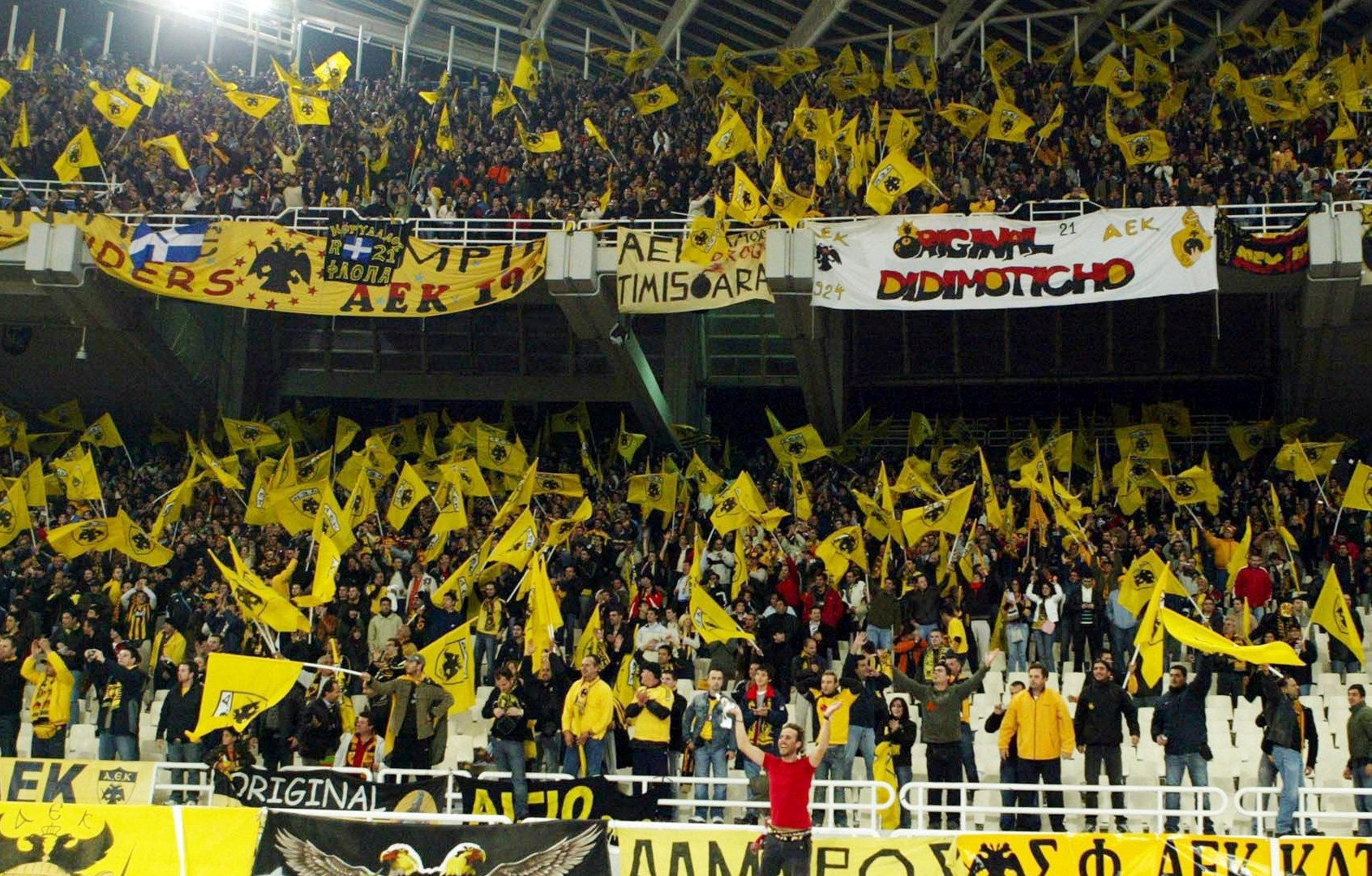 Όταν η Μίλαν υποκλίθηκε σε ΑΕΚ και Σέζαρ...(photos+video)