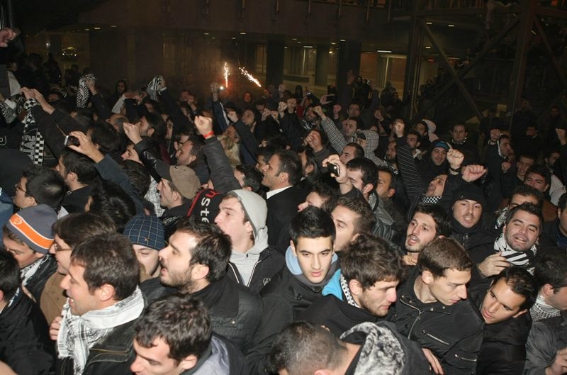 Υποδοχή ηρώων! (photos+video)