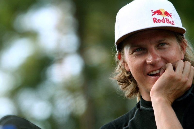 F1: Οι ατάκες του Κίμι Ραϊκόνεν (photos & Videos)