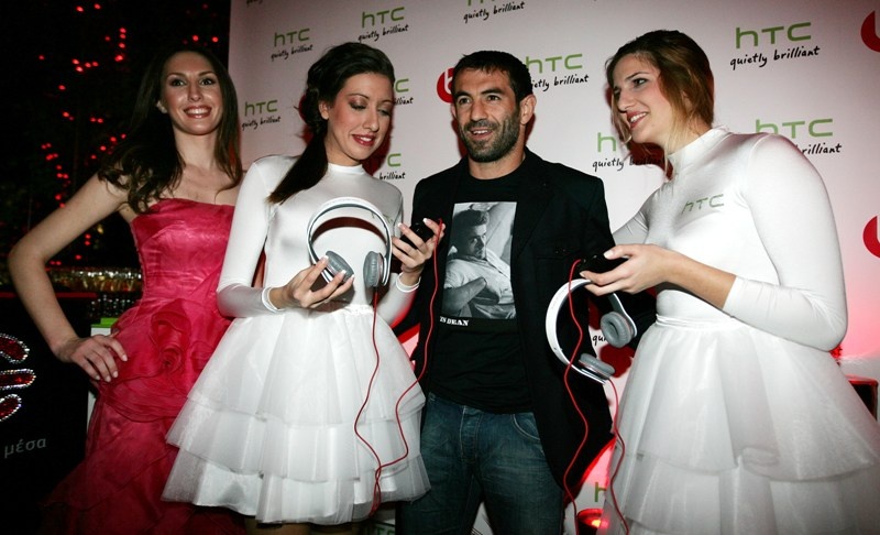 «Πράσινο» χρώμα στην εκδήλωση της HTC (photos)