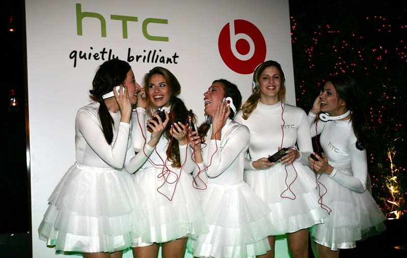 «Πράσινο» χρώμα στην εκδήλωση της HTC (photos)
