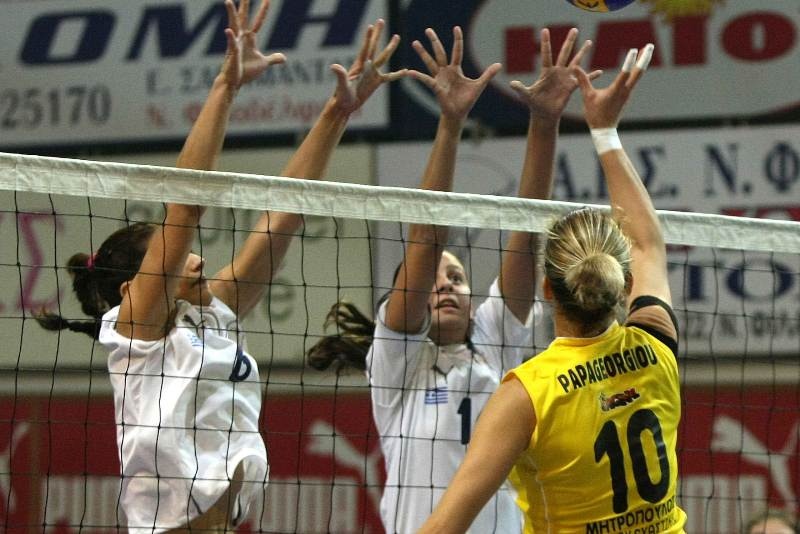 Έκανε περίπατο η ΑΕΚ (photos)