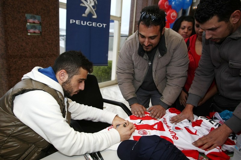 Αποθέωση για τους παίκτες του Ολυμπιακού (photos)