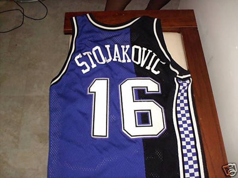 Ο «μπόμπερ» Πέτζα και το… δακτυλίδι του (photos+videos)