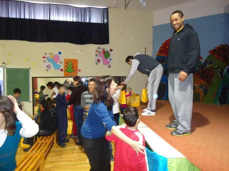 Επίσκεψη αγάπης ο ΑΓΟΡ