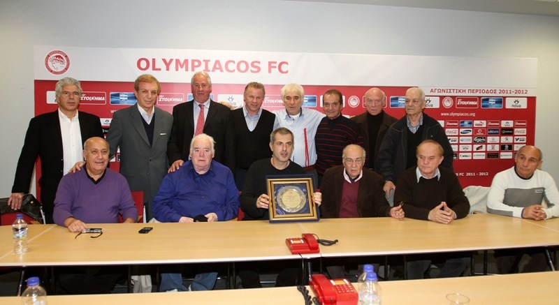 Βράβευση Μώραλη από τους Παλαιμάχους (photos)