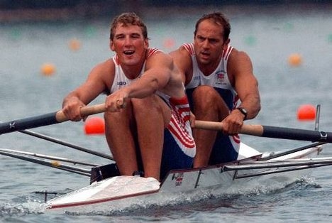 Ο ήρωας των Βρετανών Sir Steve Redgrave (photos+videos)