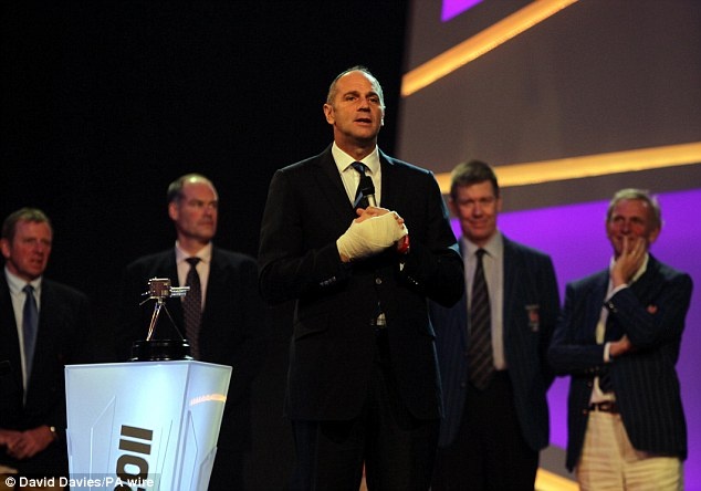 Ο ήρωας των Βρετανών Sir Steve Redgrave (photos+videos)