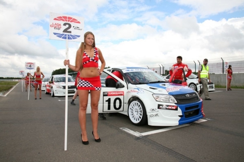 Η Lada επιστρέφει στους αγώνες