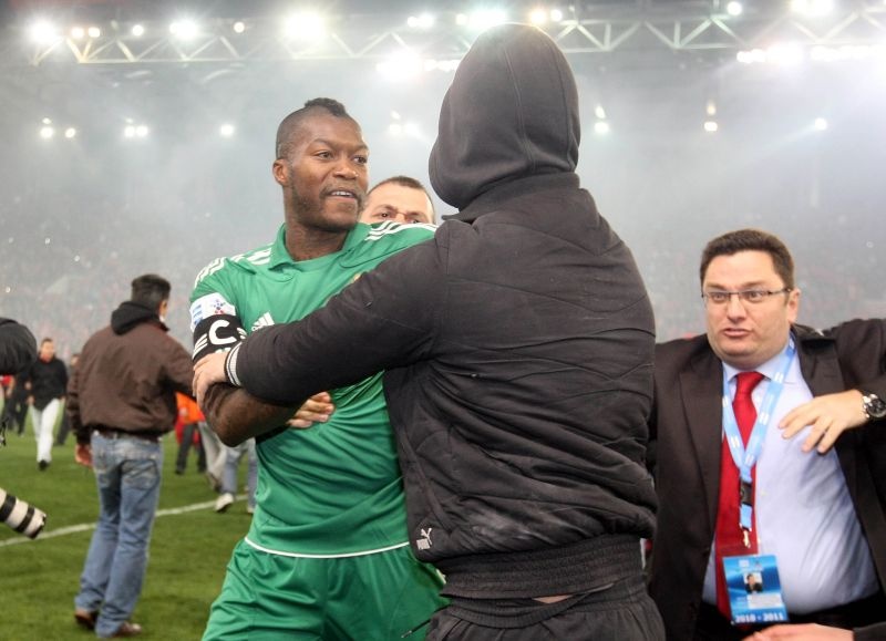 Σισέ: Ηγέτης και σκόρερ (photos+videos)