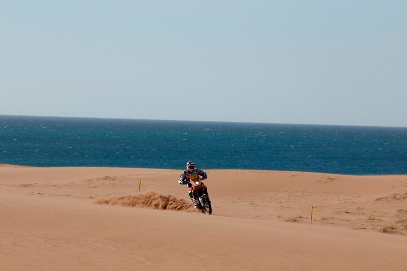 Ραλι Dakar 2012: Κομά και Πετερανσέλ προηγούνται